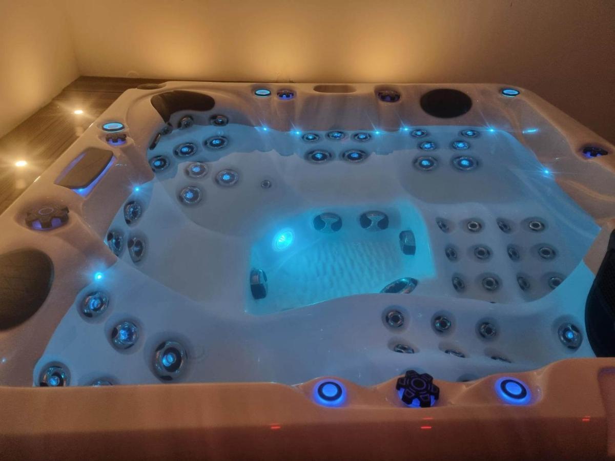 Villa Avec Piscine, Jacuzzi Et Vue Imprenable ! Herry Exteriör bild